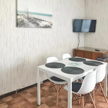 Moderne A De 51 M² Avec Balcon Apartman